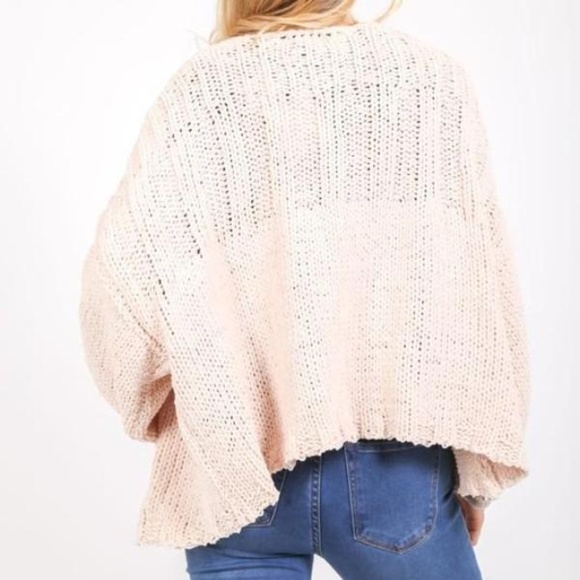 NWT - Very J Chunky Loosely Knit Cardigan - Picture 4 of 12